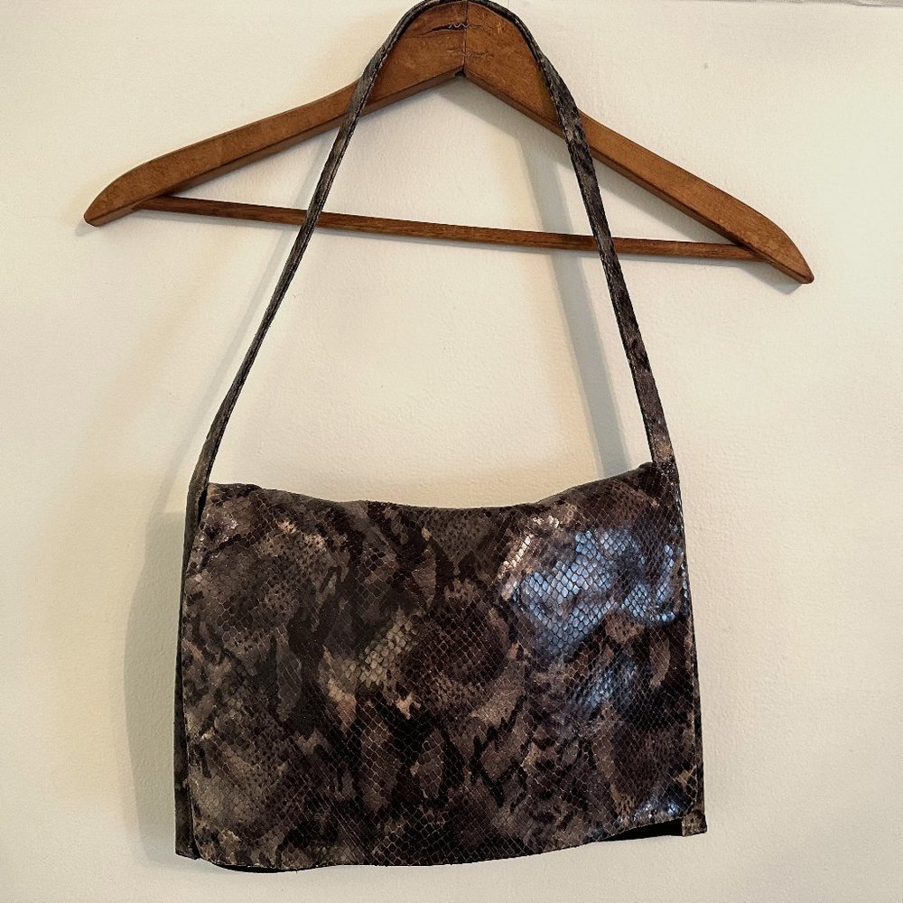 VINTAGE ITALIAN LEATHER PURSE!